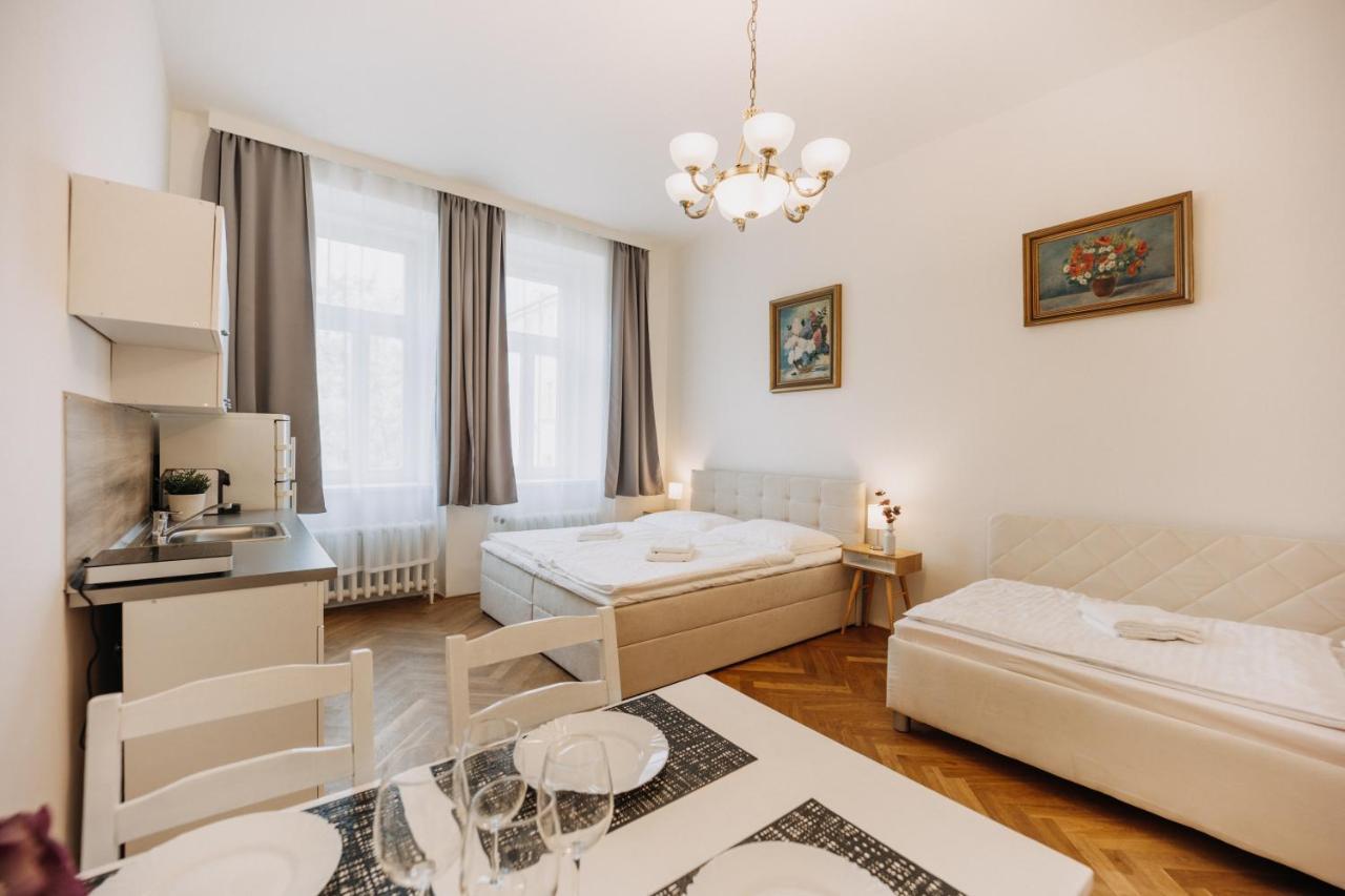 Designed 2bd- 65 M2 Next To Main Station Apartment *