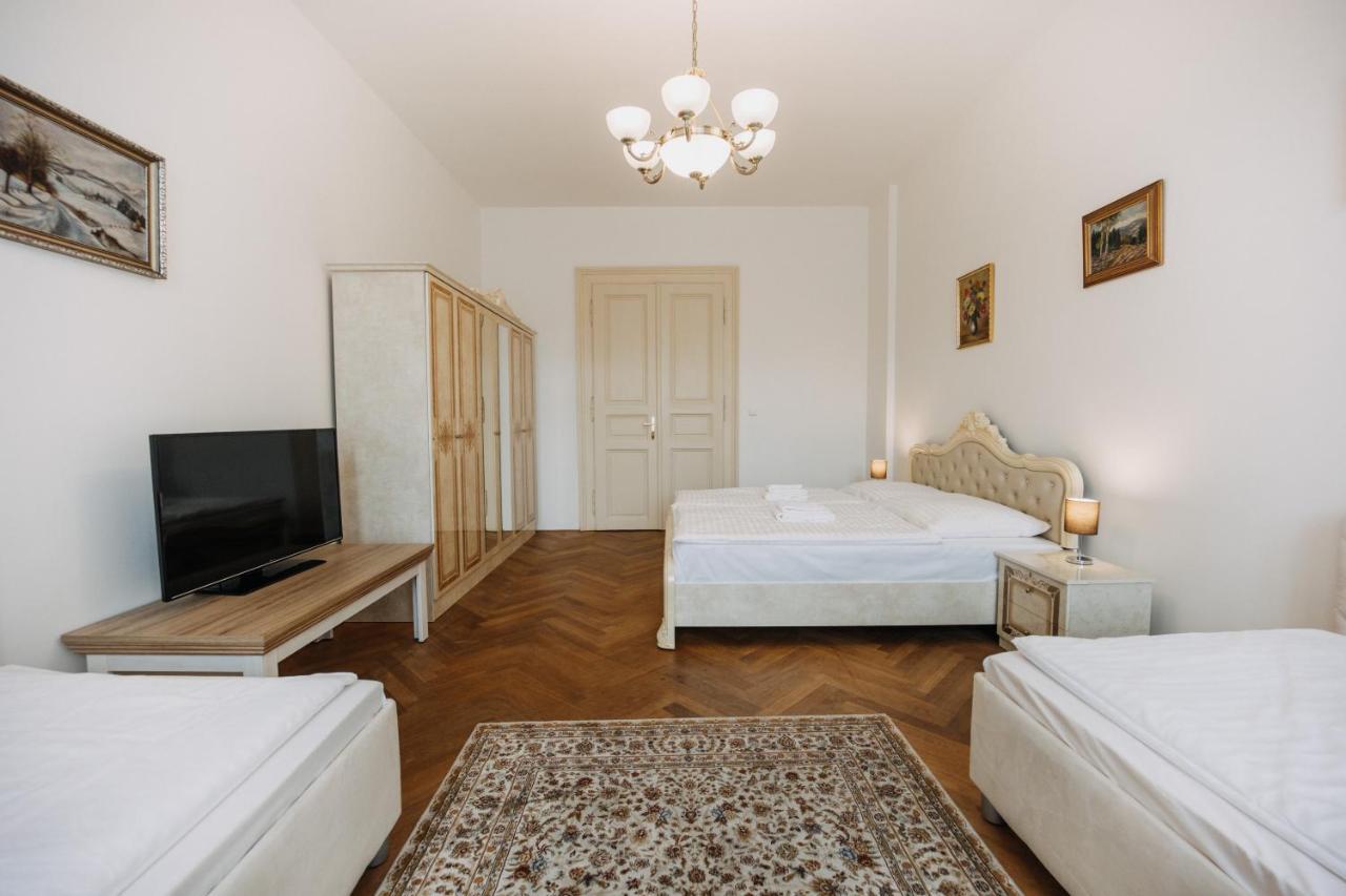 Apartment Designed 2bd- 65 M2 Next To Main Station Prague