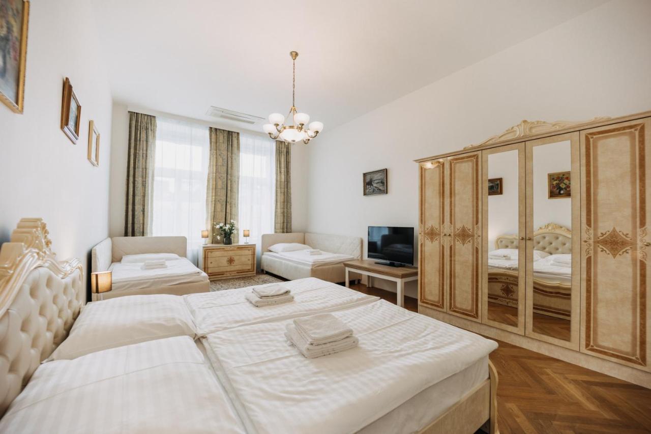 Designed 2bd- 65 M2 Next To Main Station