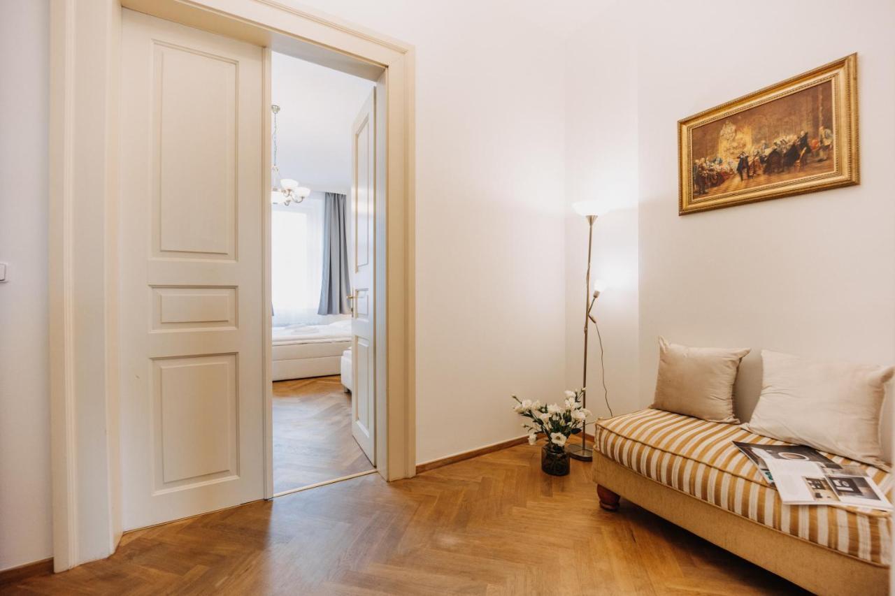 Apartment Designed 2bd- 65 M2 Next To Main Station *